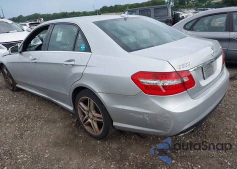 2011 Mercedes-Benz E 350 4Matic из США, поврежденный, VIN WDDHF8HB5BA264002